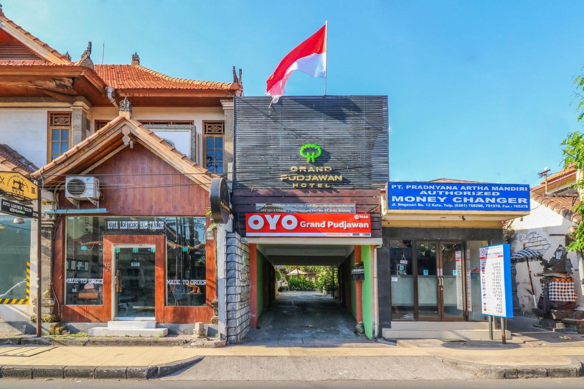 Capital O 1666 Grand Pudjawan Near Kuta Hotel Kuta (Bali)
