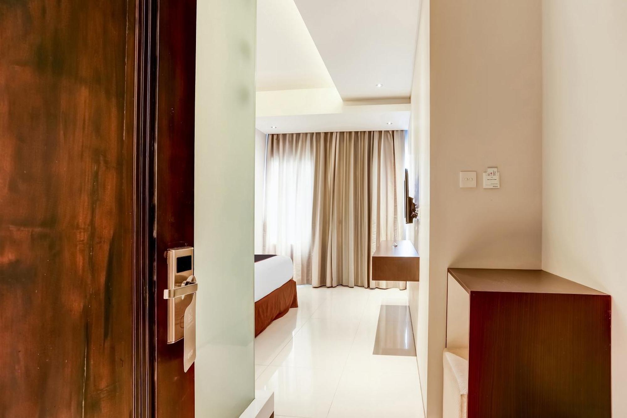 Hotel Collection O Near Pantai Kuta Formerly Premium Legian (Bali)