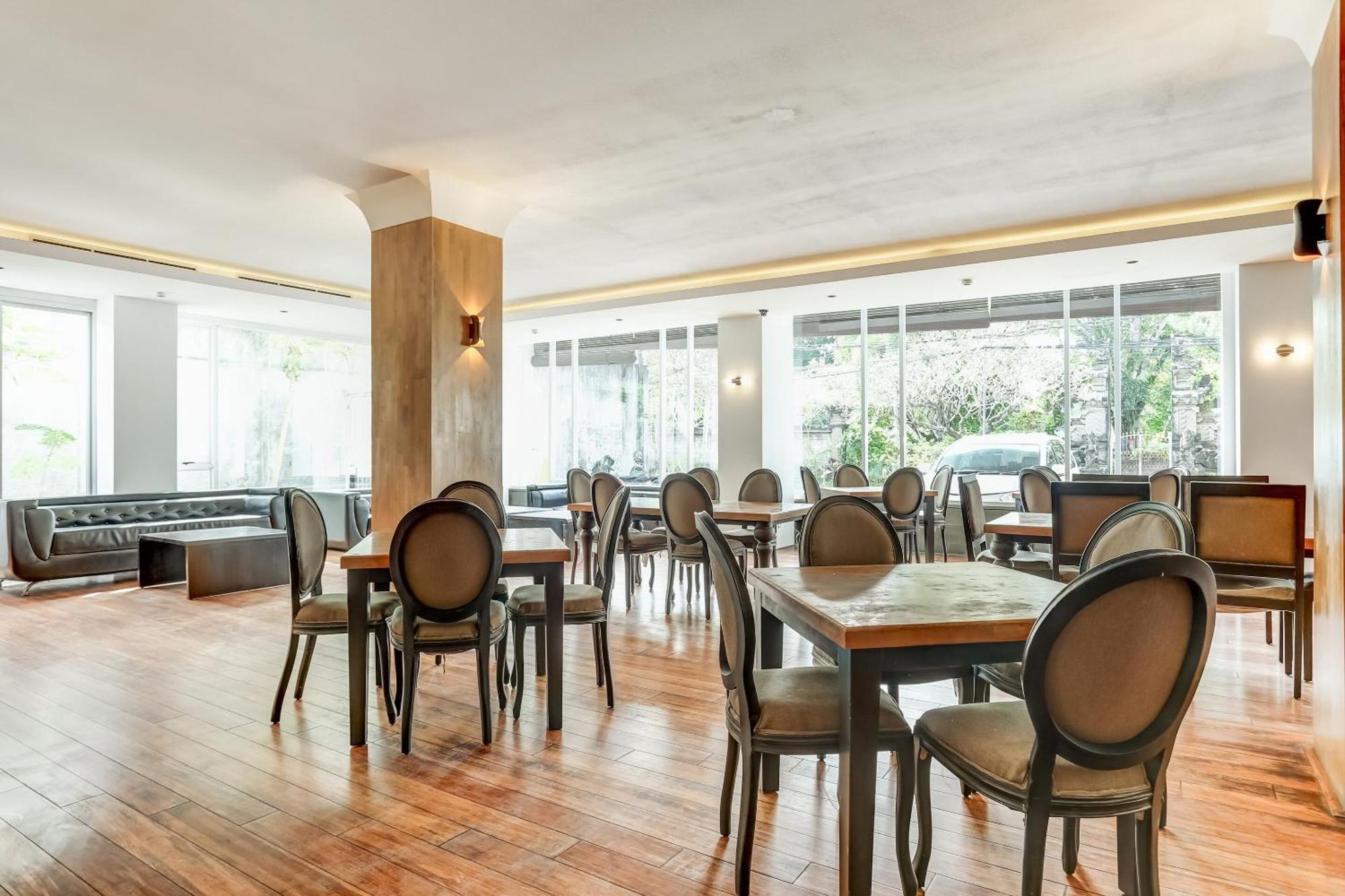 Hotel Collection O Near Pantai Kuta Formerly Premium