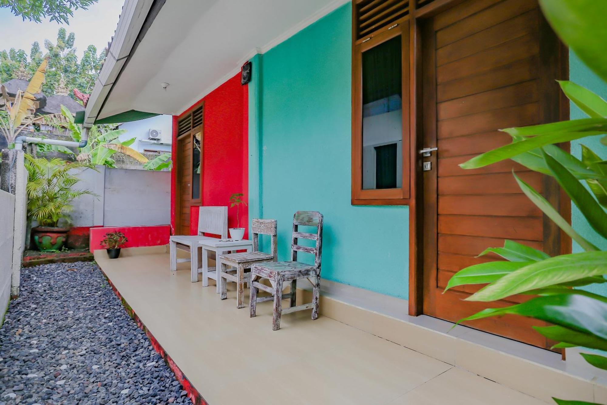 Oyo Life 90301 Hidden Village Uluwatu Hotel 2*