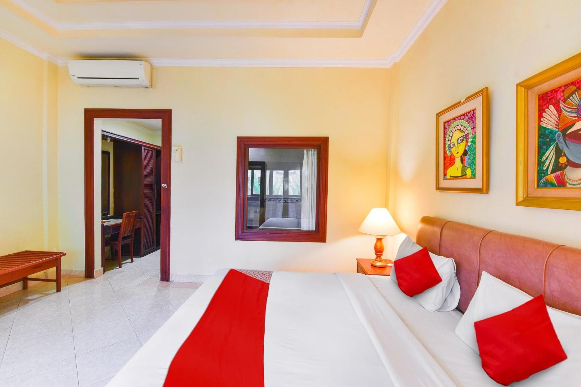 Super Oyo Townhouse Oak Maxi Legian Hotel Kuta (Bali)