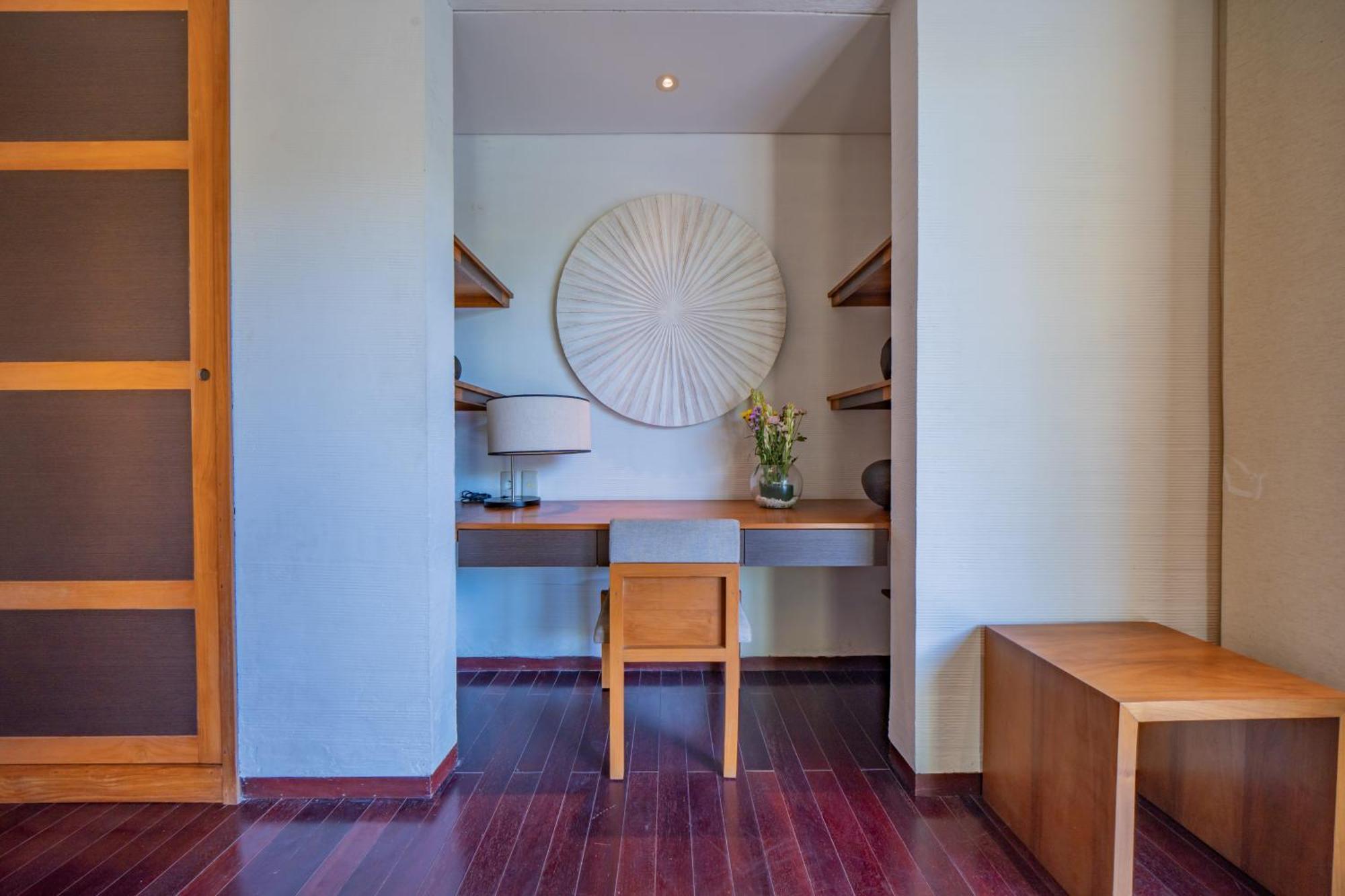 Kedonganan Villa *