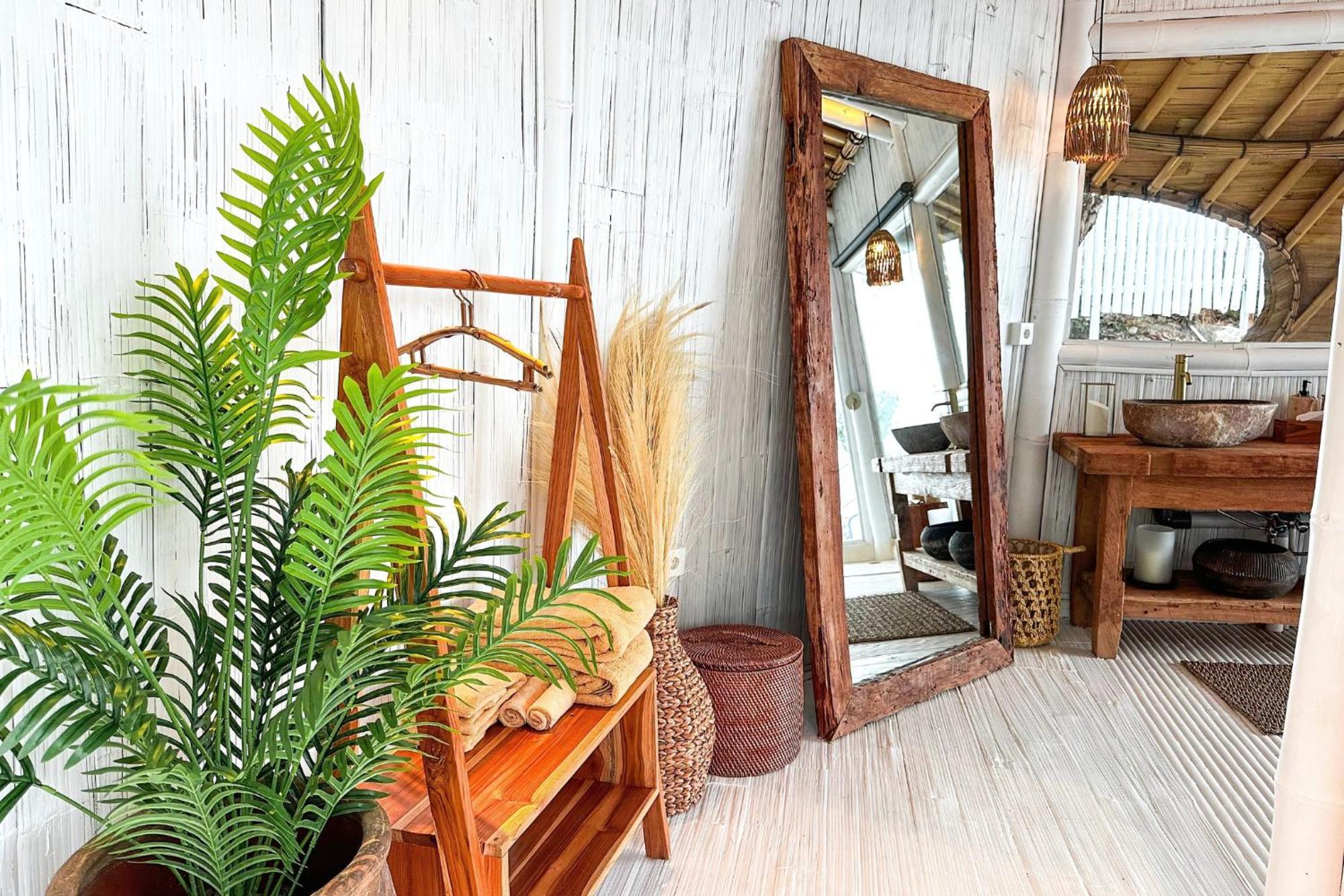 Villa Honeymoon Sea View - Nusa Penida