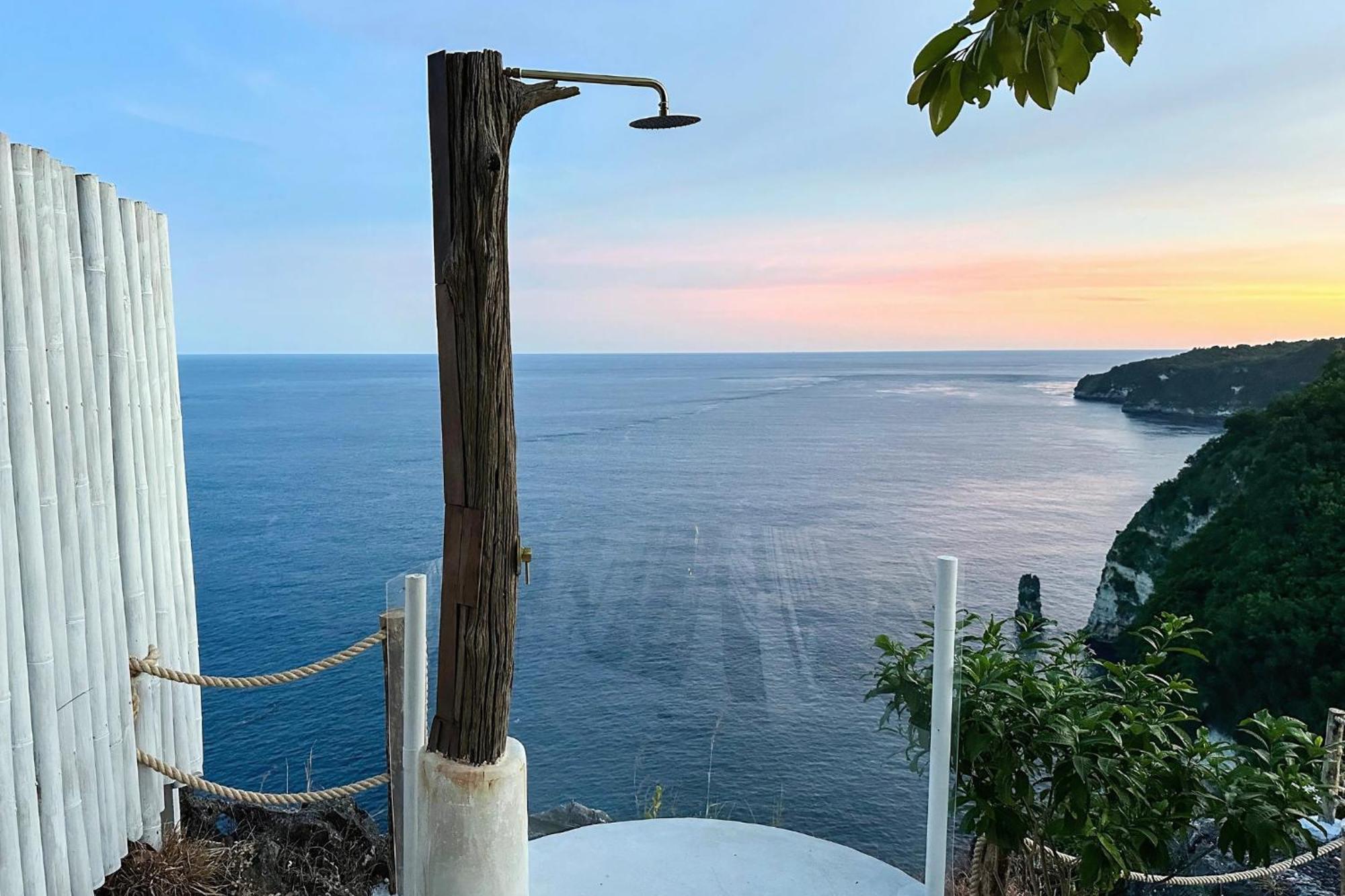 Honeymoon Sea View -