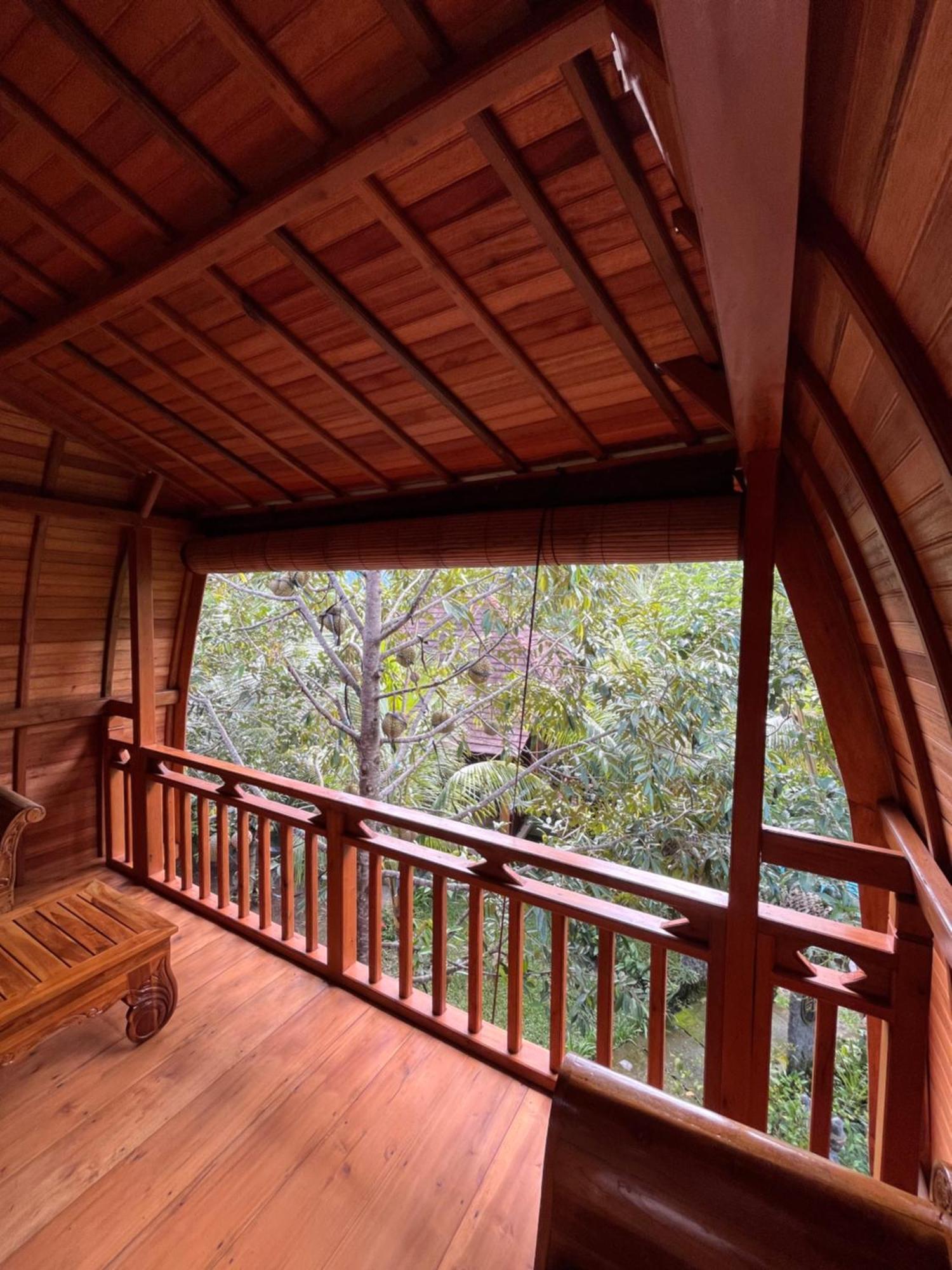 Guest house Khrisna Hs And 2*