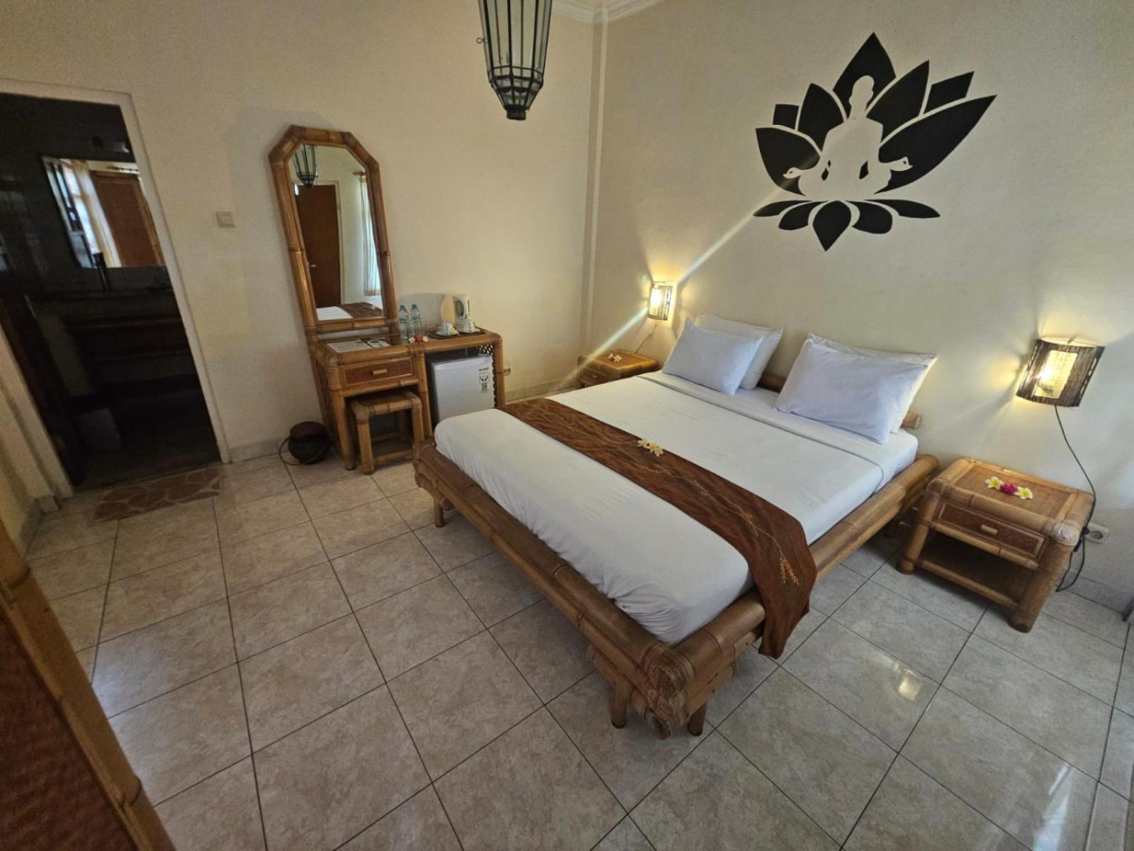 Hotel Chonos 3*