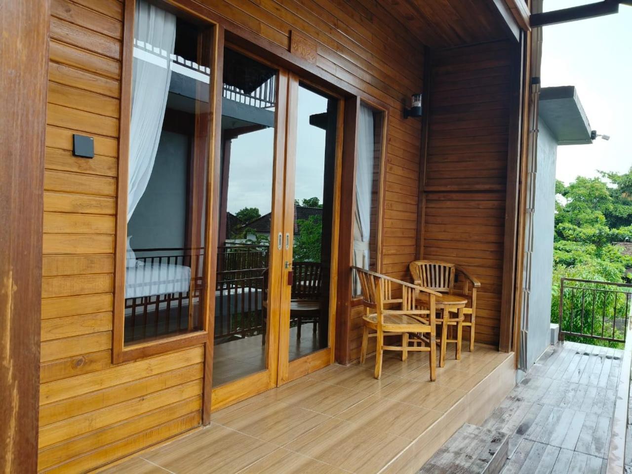 Garuda & Nusa Penida Hostel Toyapakeh