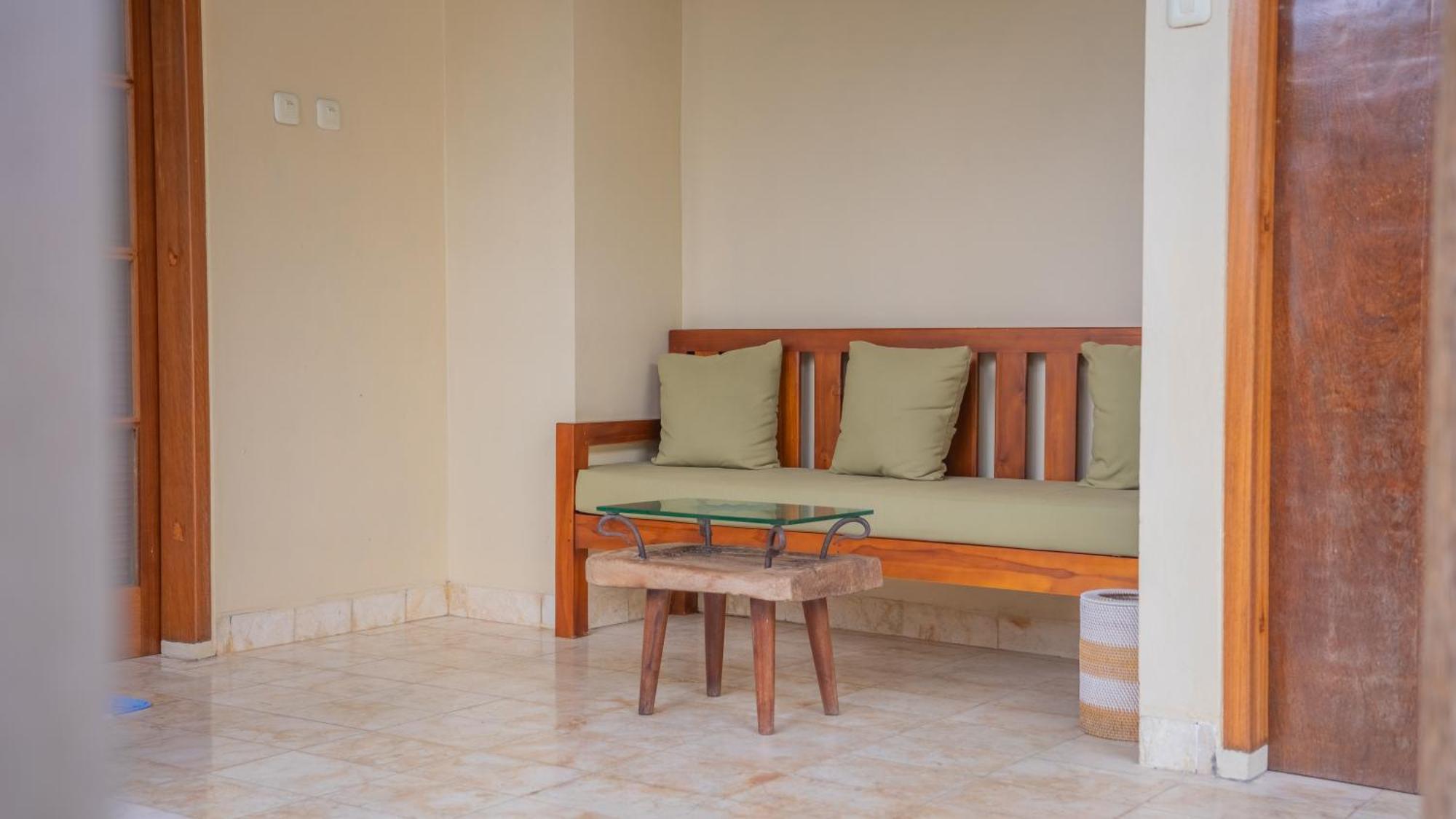 Sari Bumi Menjangan Hotel 3*