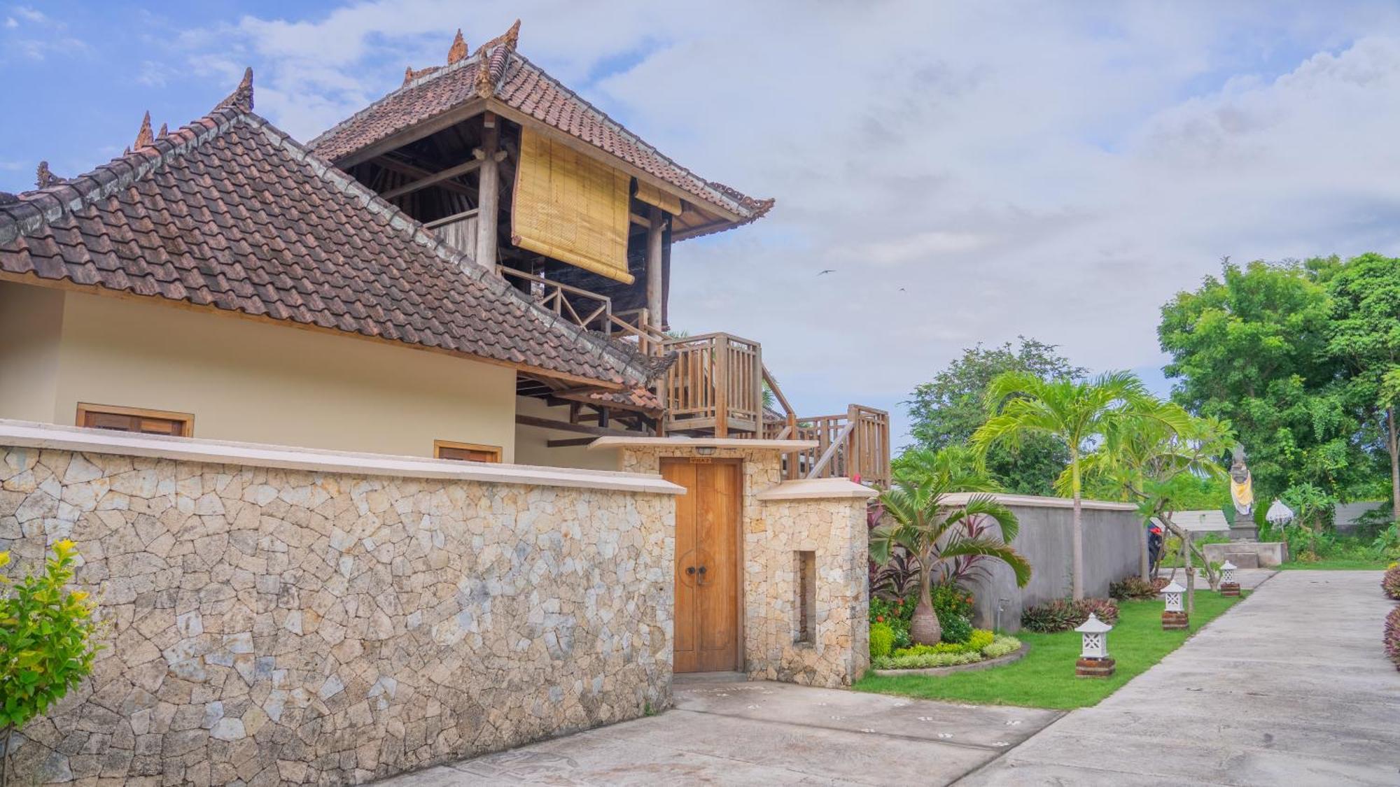 Sari Bumi Menjangan Hotel Banyuwedang