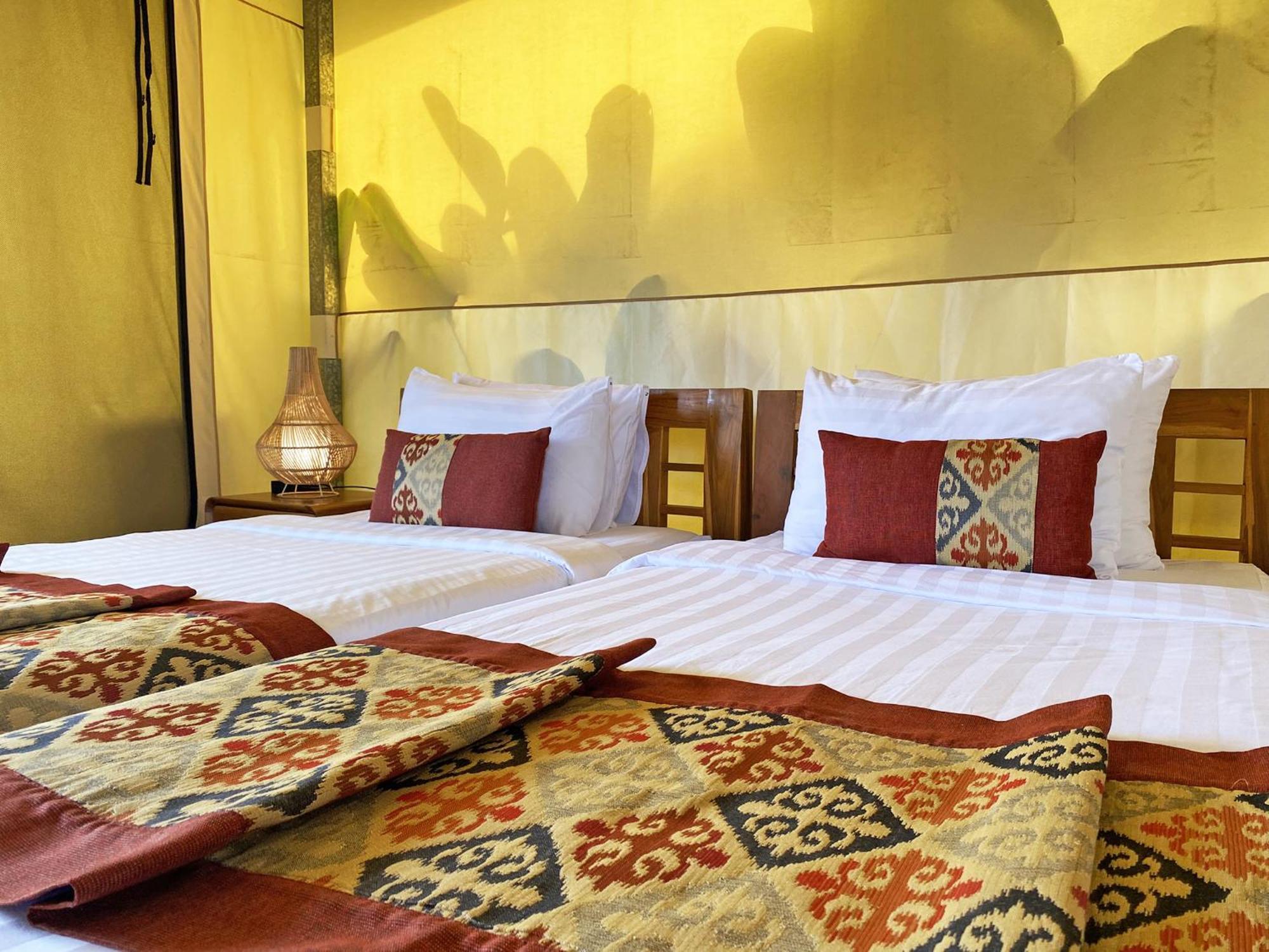 Paddy's Glamping Tenda mewah Munggu