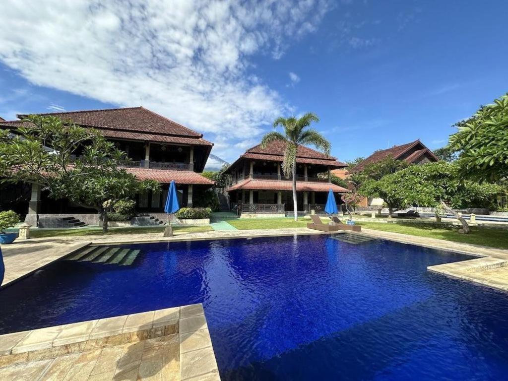 Resort Wreck Divers & Restaurant 3*