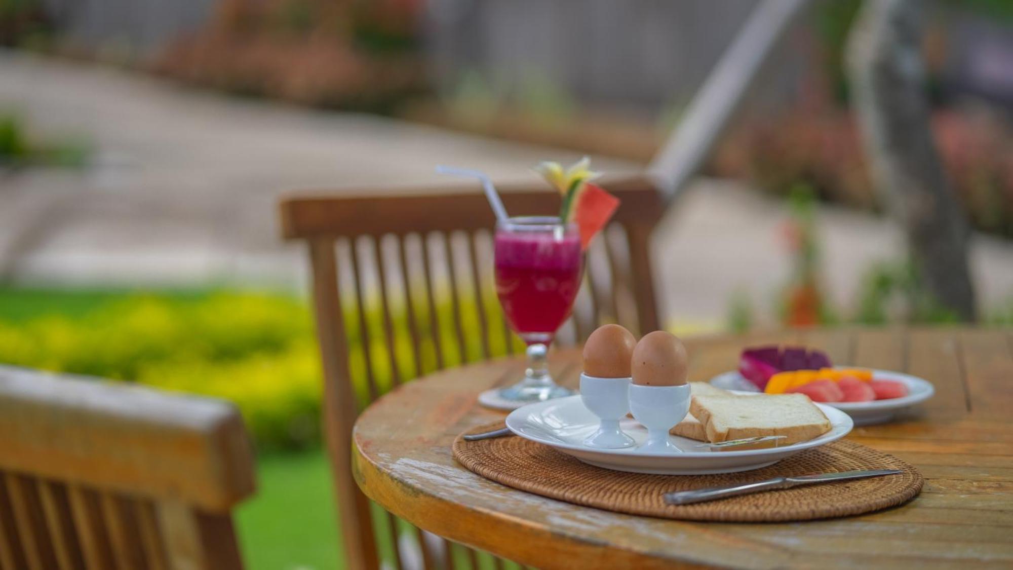 Sari Bumi Menjangan Hotel Banyuwedang