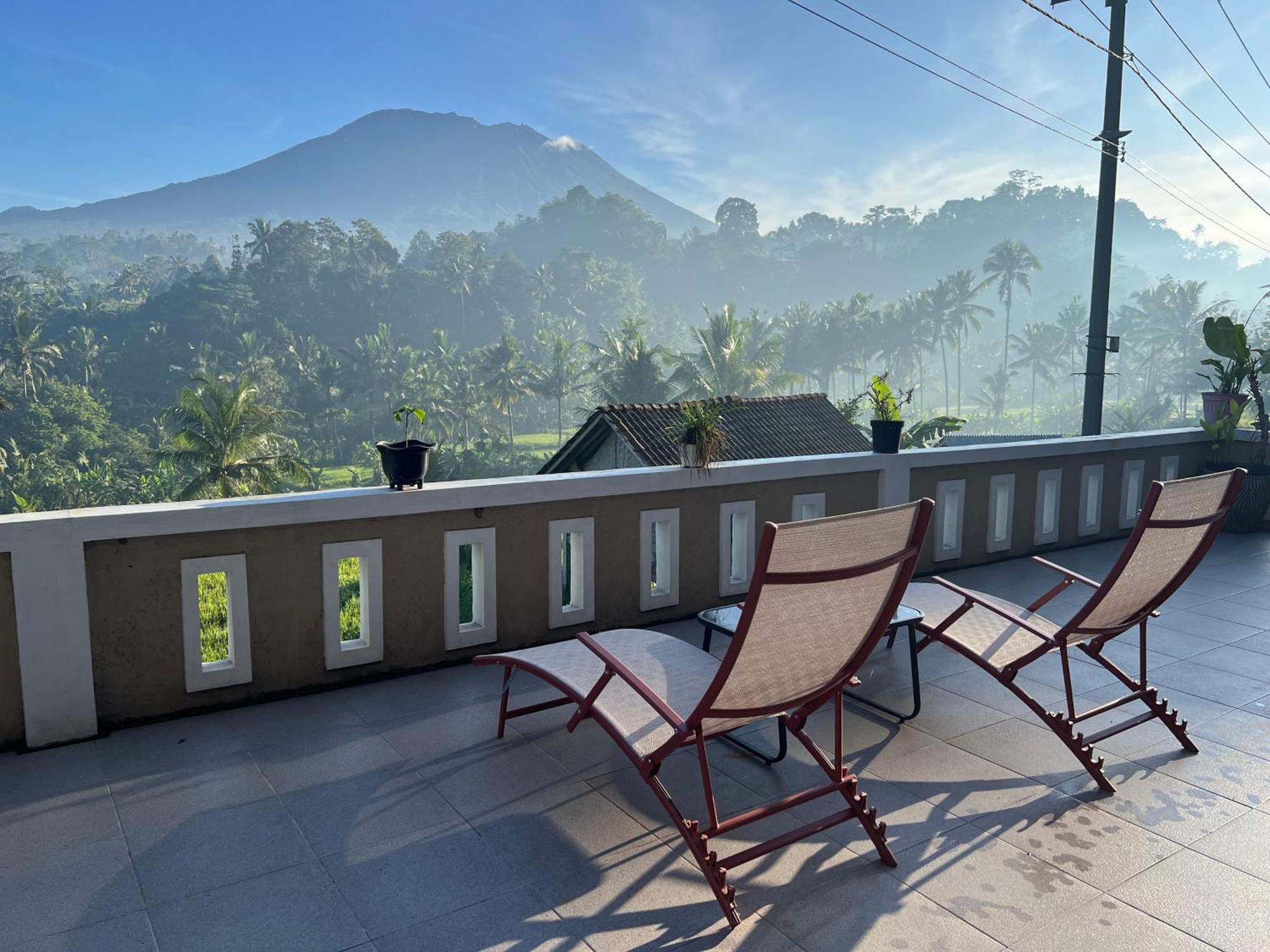 Guest house Bisbis House Iseh Village *