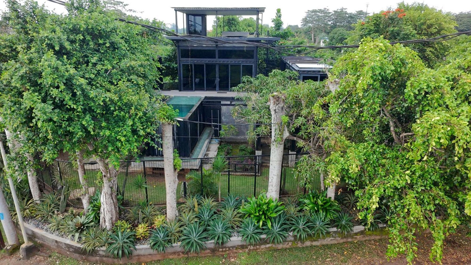 Polpo Nero Uluwatu (Bali)