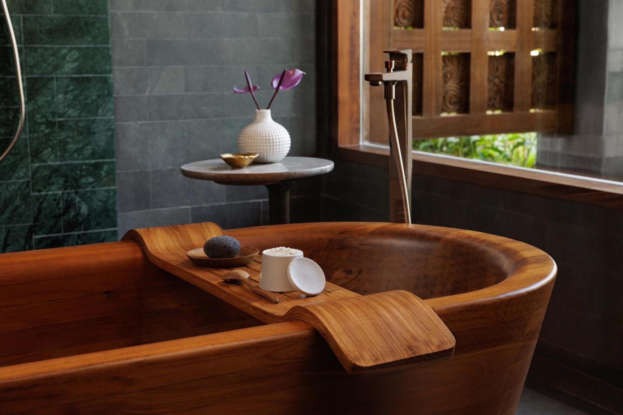 Regent Bali 5* Canggu (Bali)