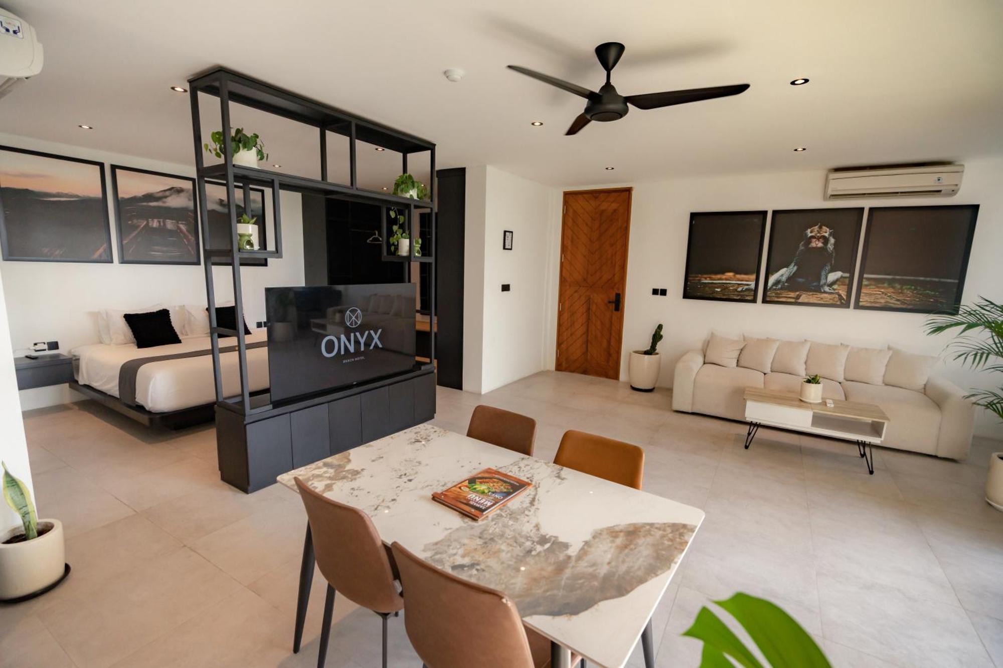 Onyx 5* Canggu (Bali)