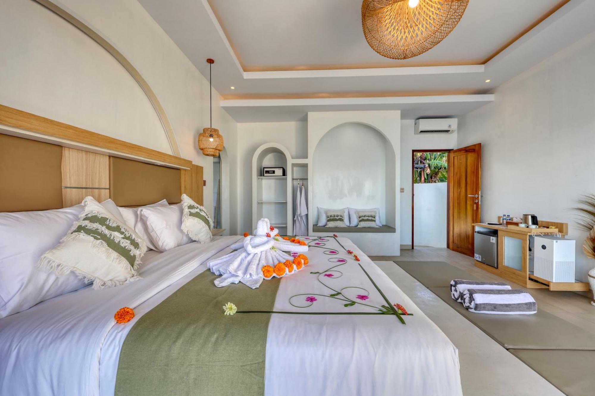 Villa Moontana Beachfront