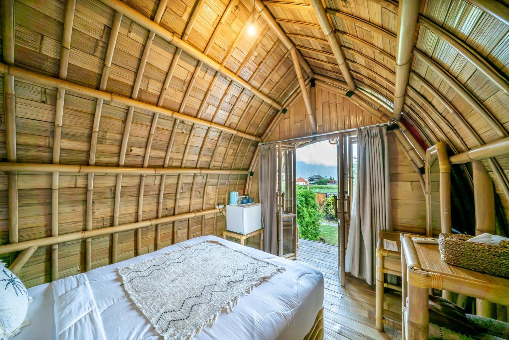 Tegal Bamboo & Private Hot Spring Baturaja (Bali)