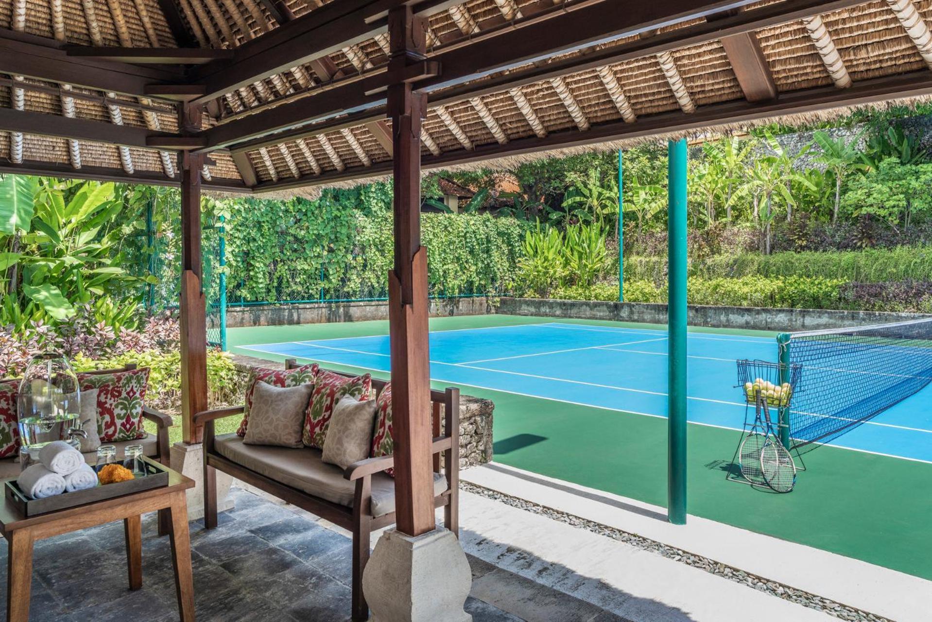 Resor Four Seasons Bali At Bay 5*