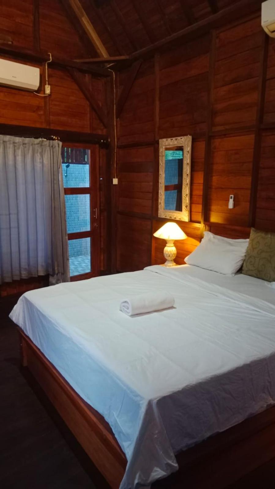 Lodge Medukuh Point Hill *