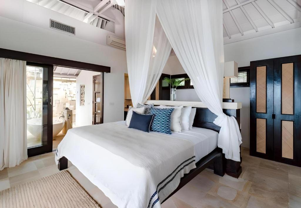 Batu Karang Lembongan & Resort