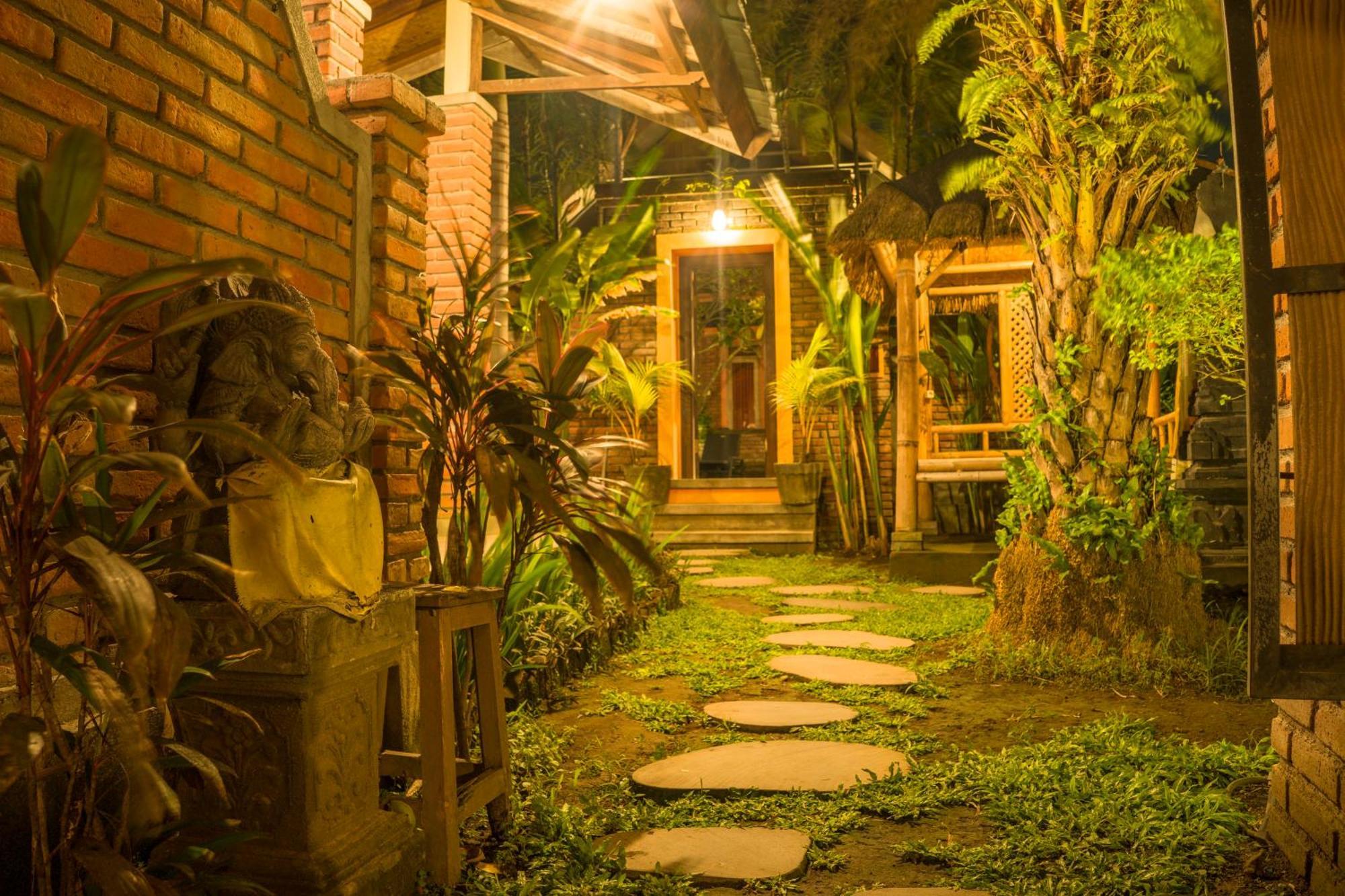 Uma Dewa Homestay Keramas