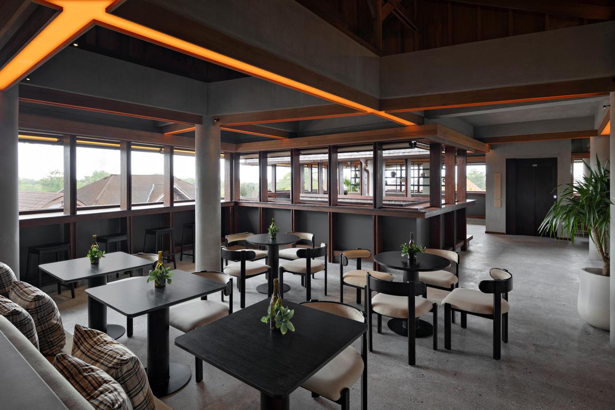 Hotel The Kemilau 4*