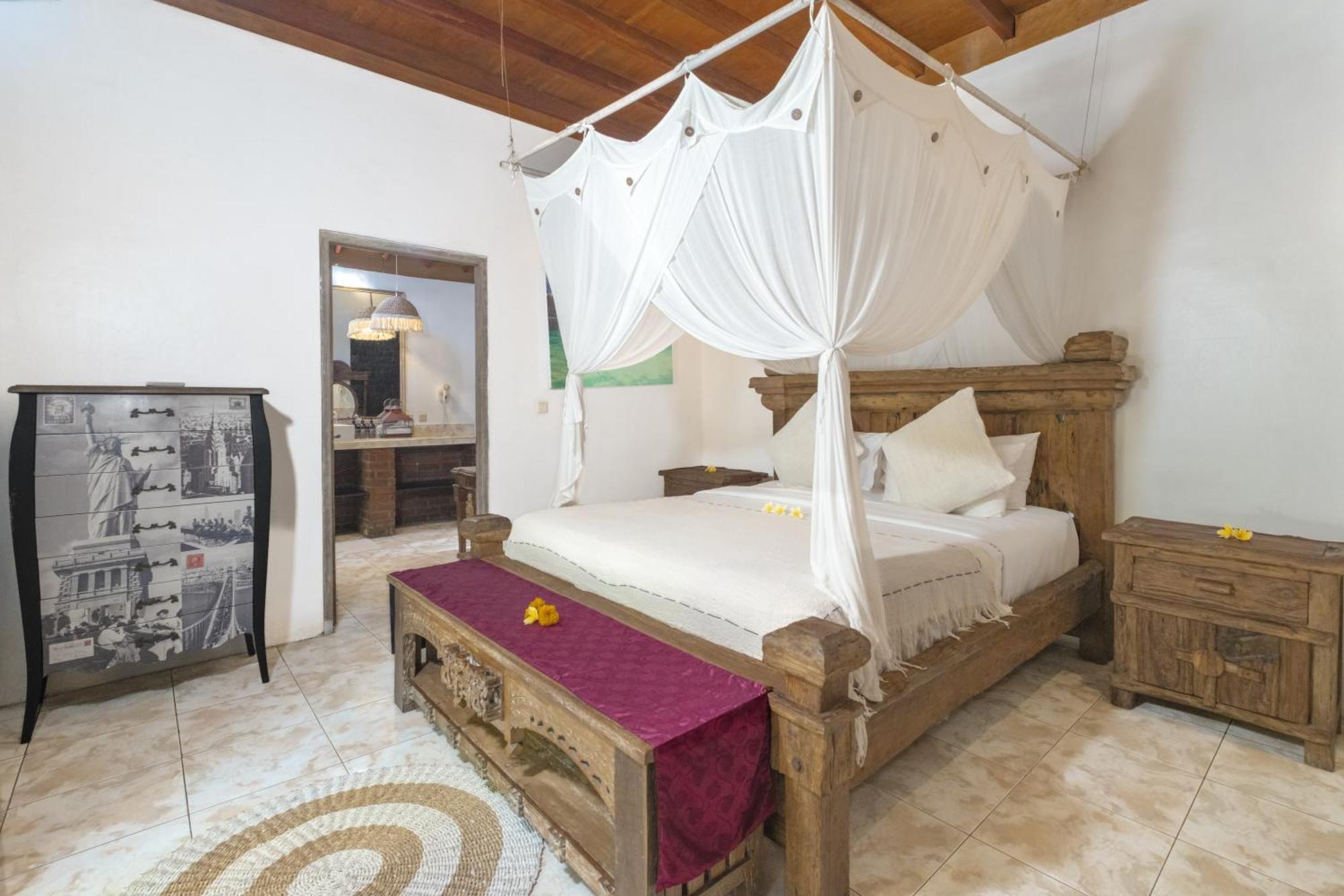 The Ocean Luxury Villas Resort *