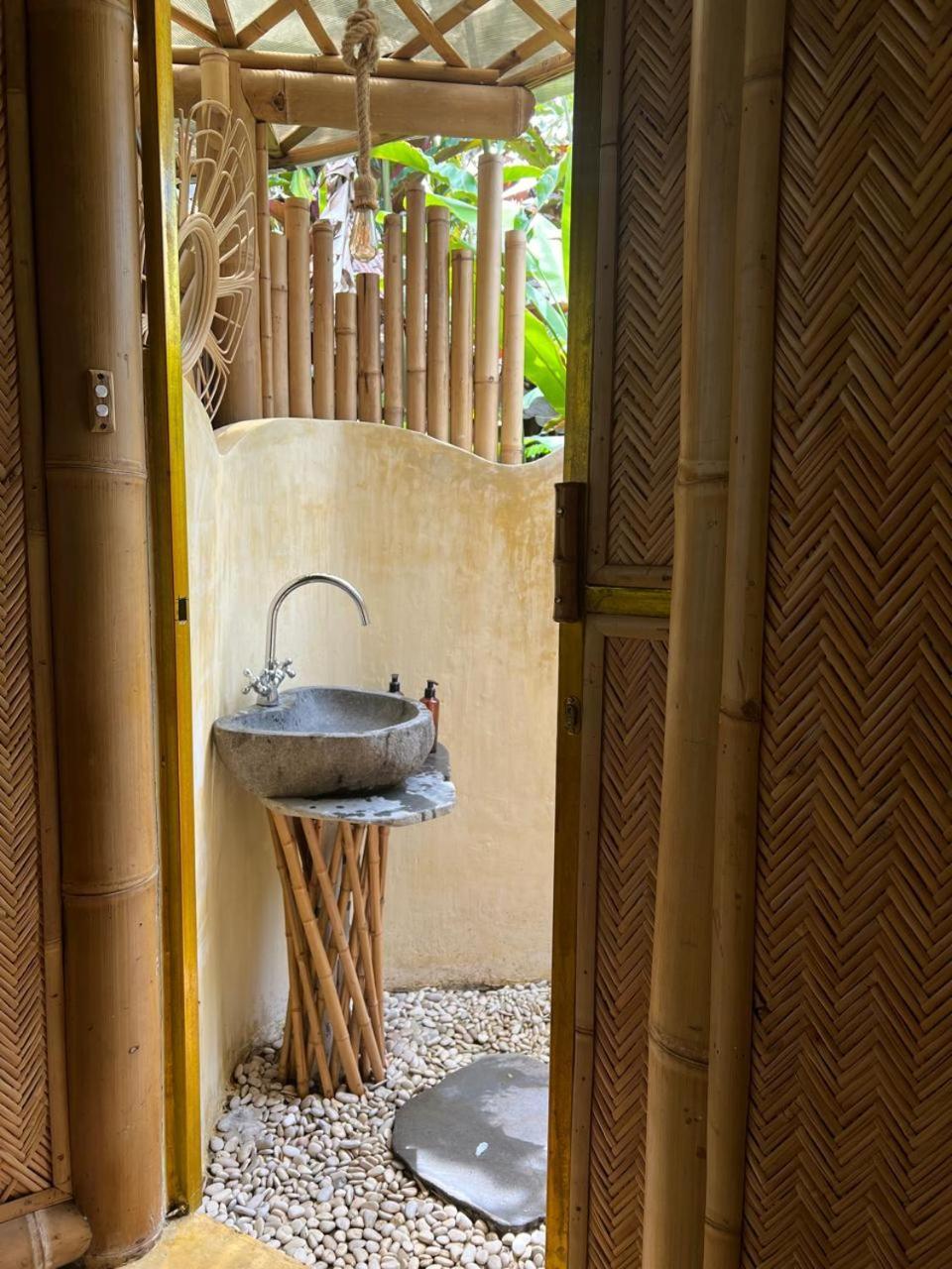 Swarma Eco Jungle Retreat Bed & Breakfast *