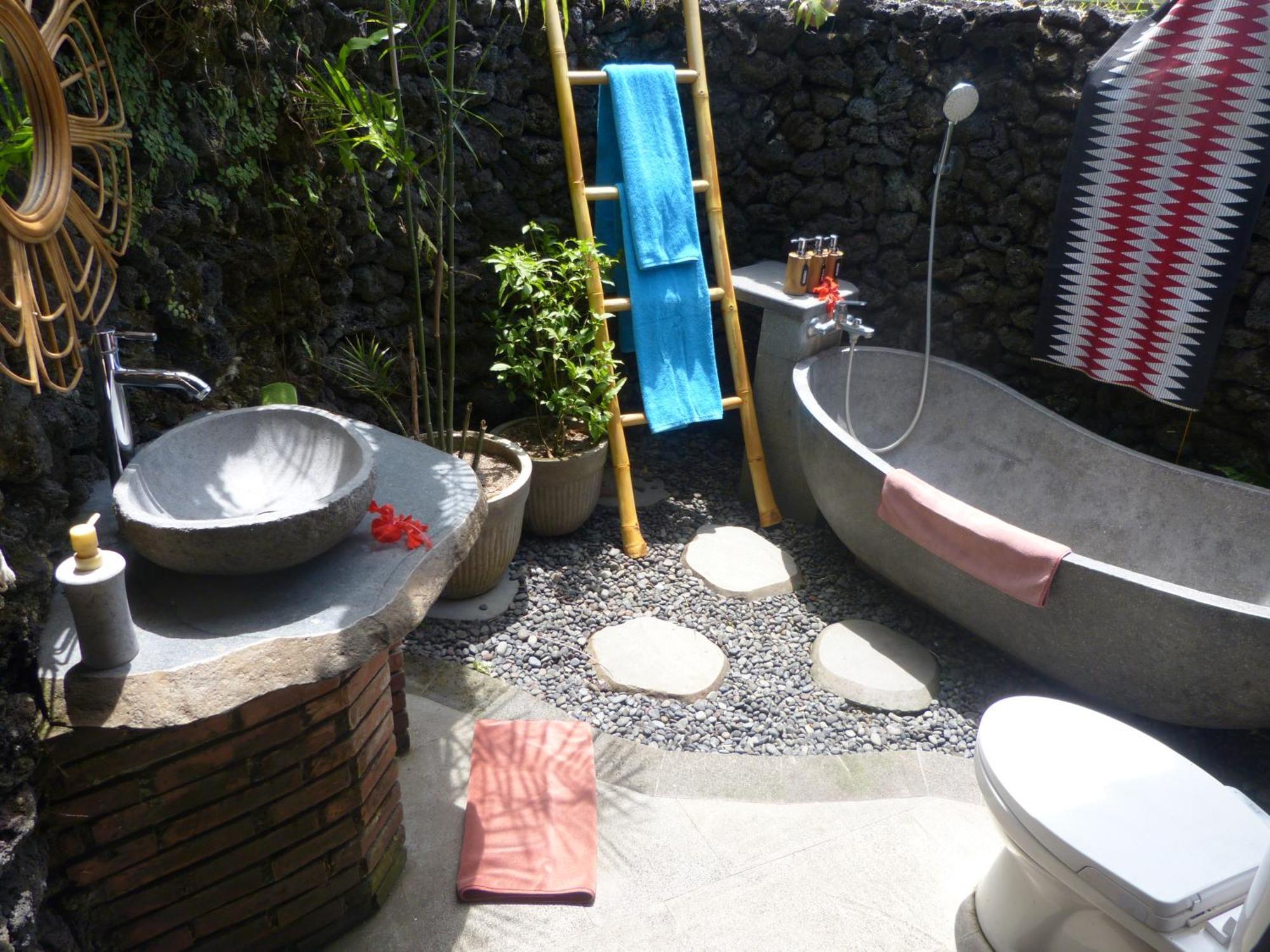 Swarma Eco Jungle Retreat Bed & Breakfast *