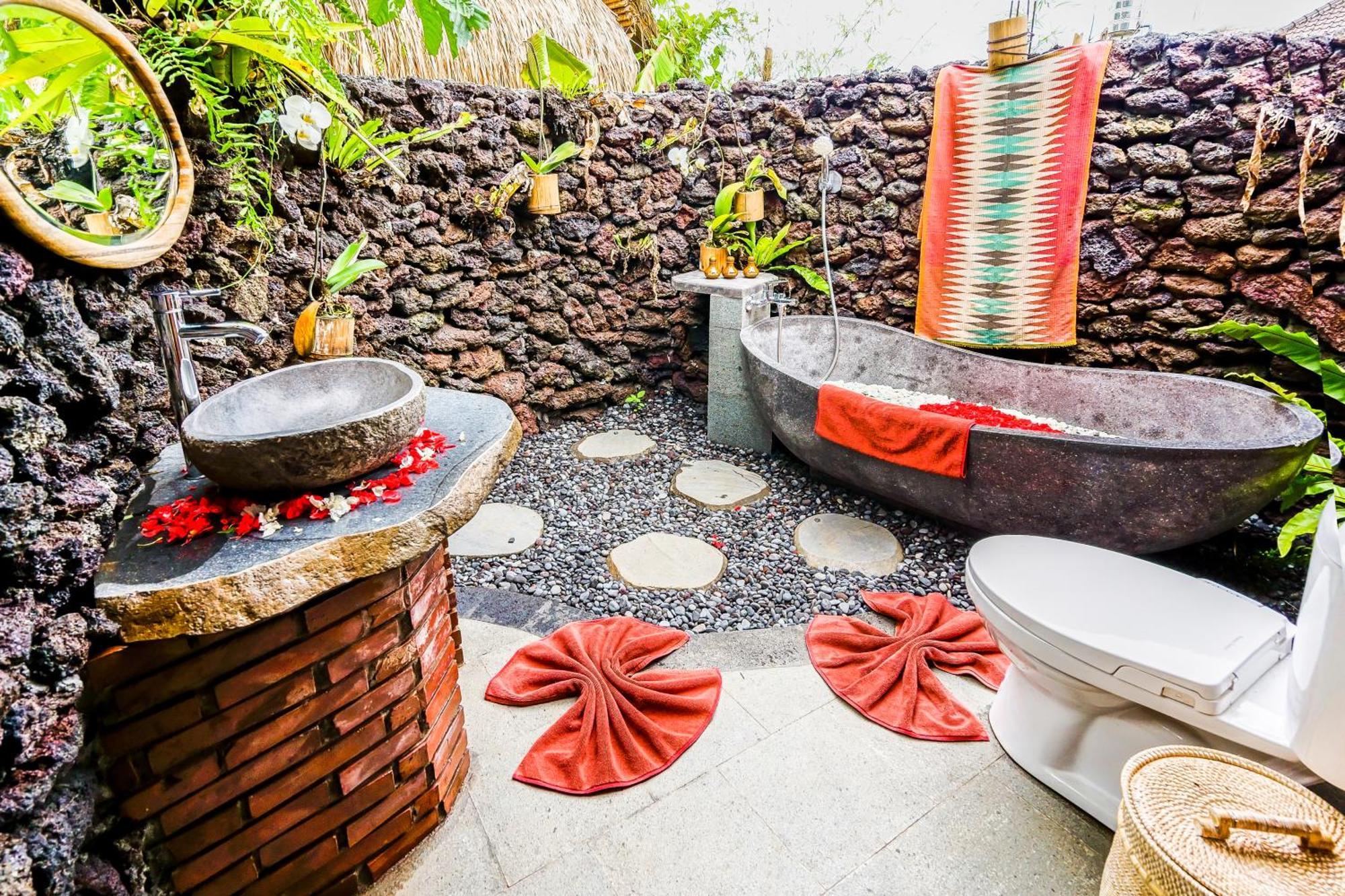 Swarma Eco Jungle Retreat Bed & Breakfast *