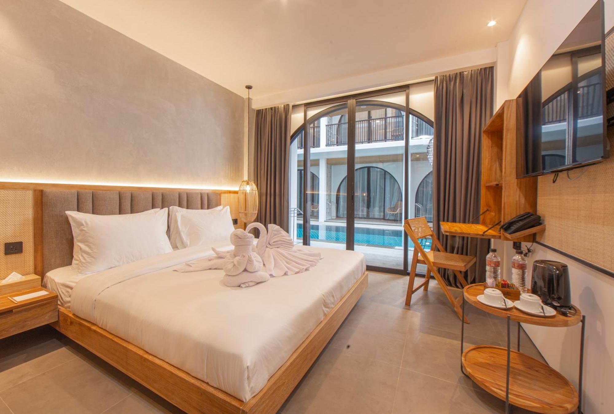 Suites5 Hotel 3*