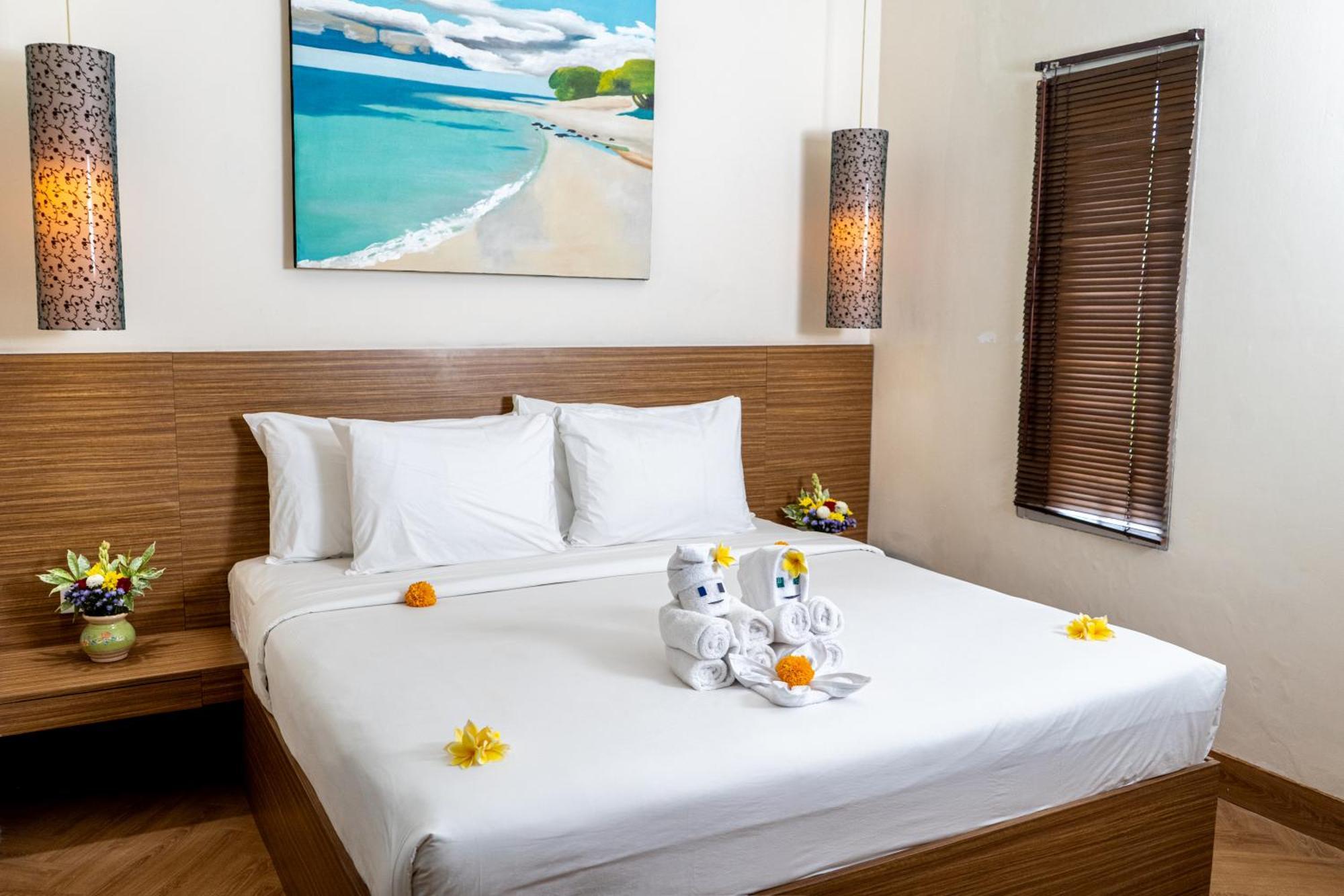 Aparthotel Sunset Mansion 4*