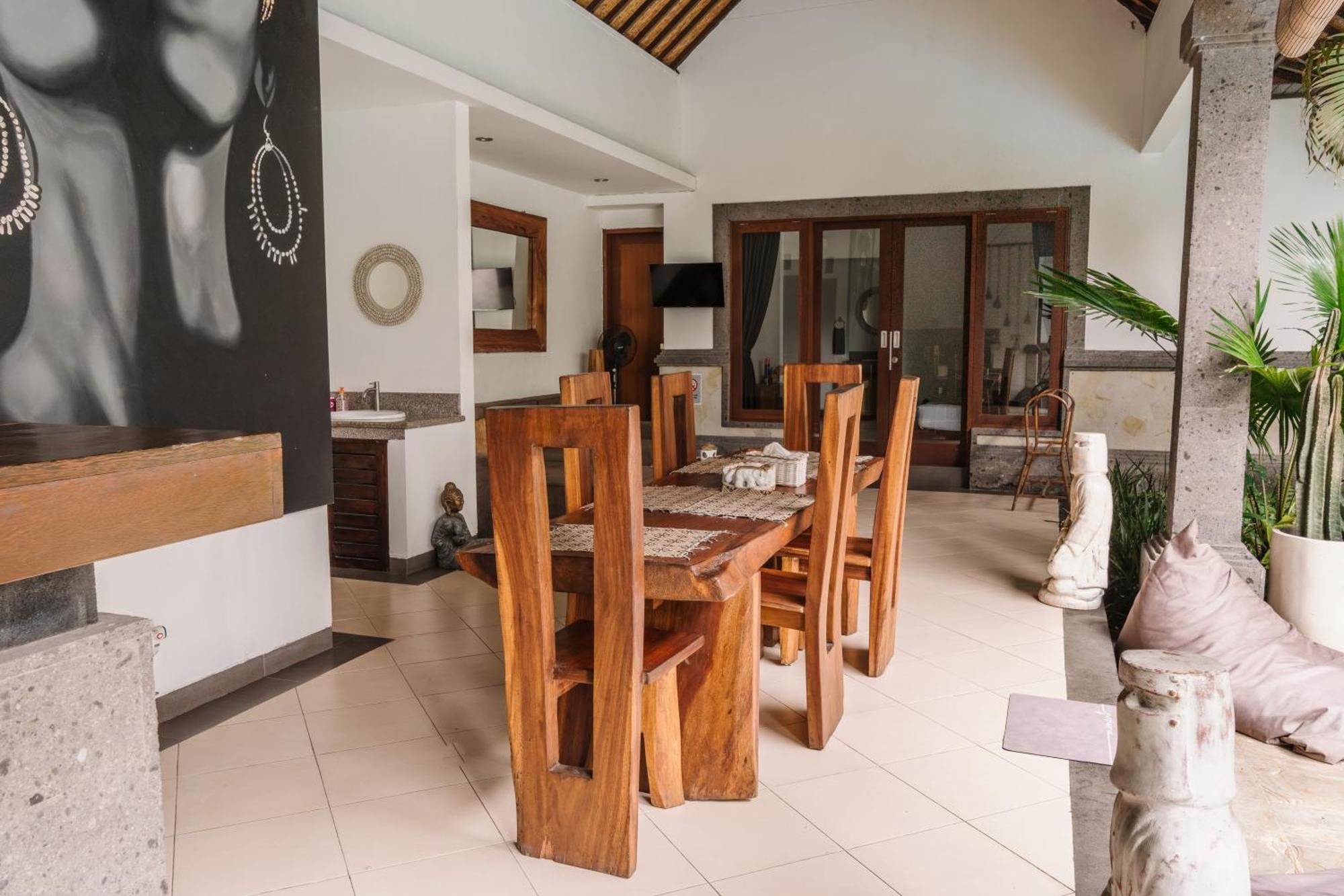Villa Linda, Canggu, 3br Pool, 3 Min To Finns *