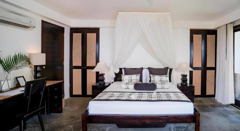 Resort Batu Karang Lembongan & 4*