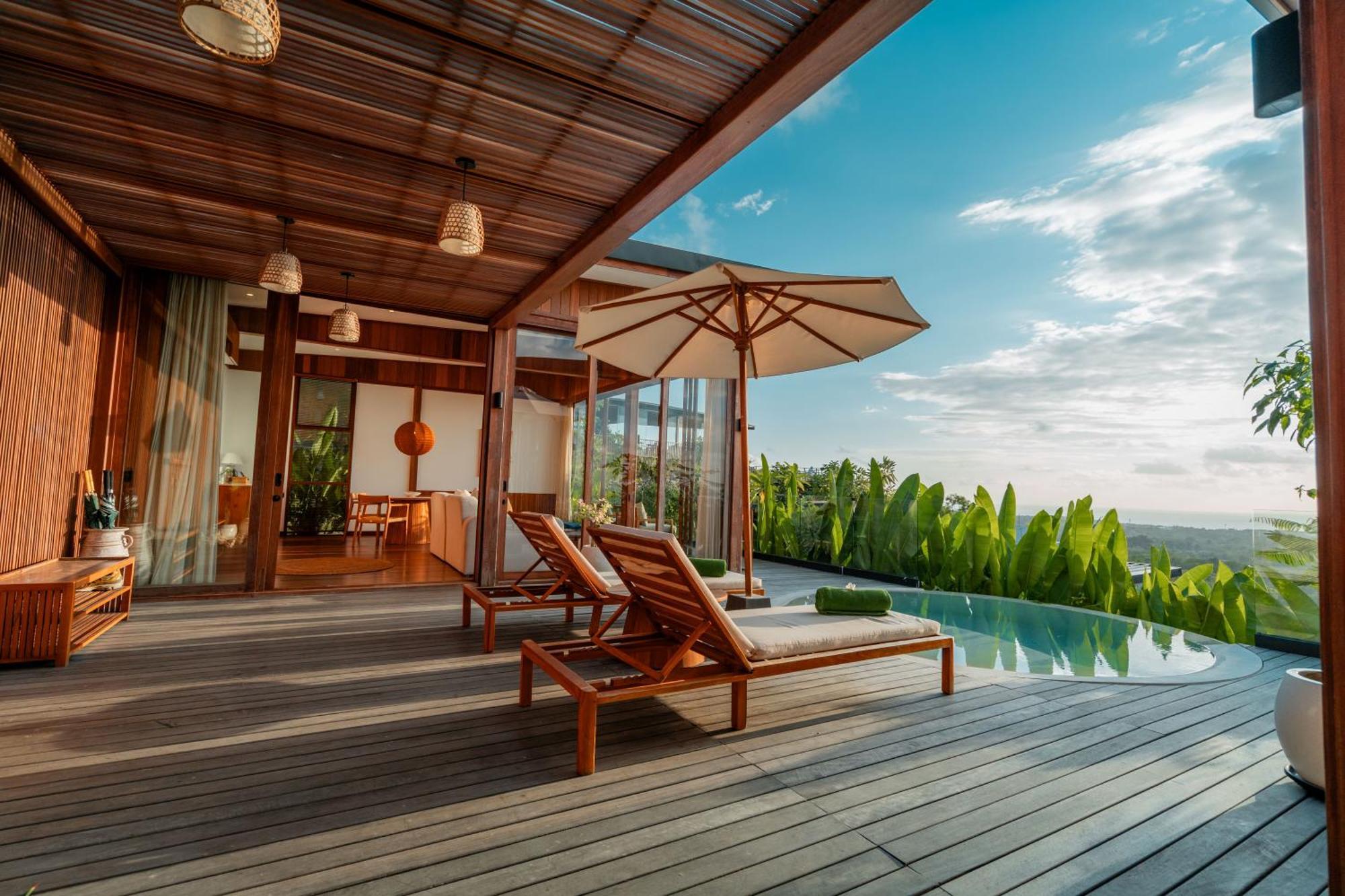 Resort Ocean View By Gruen *