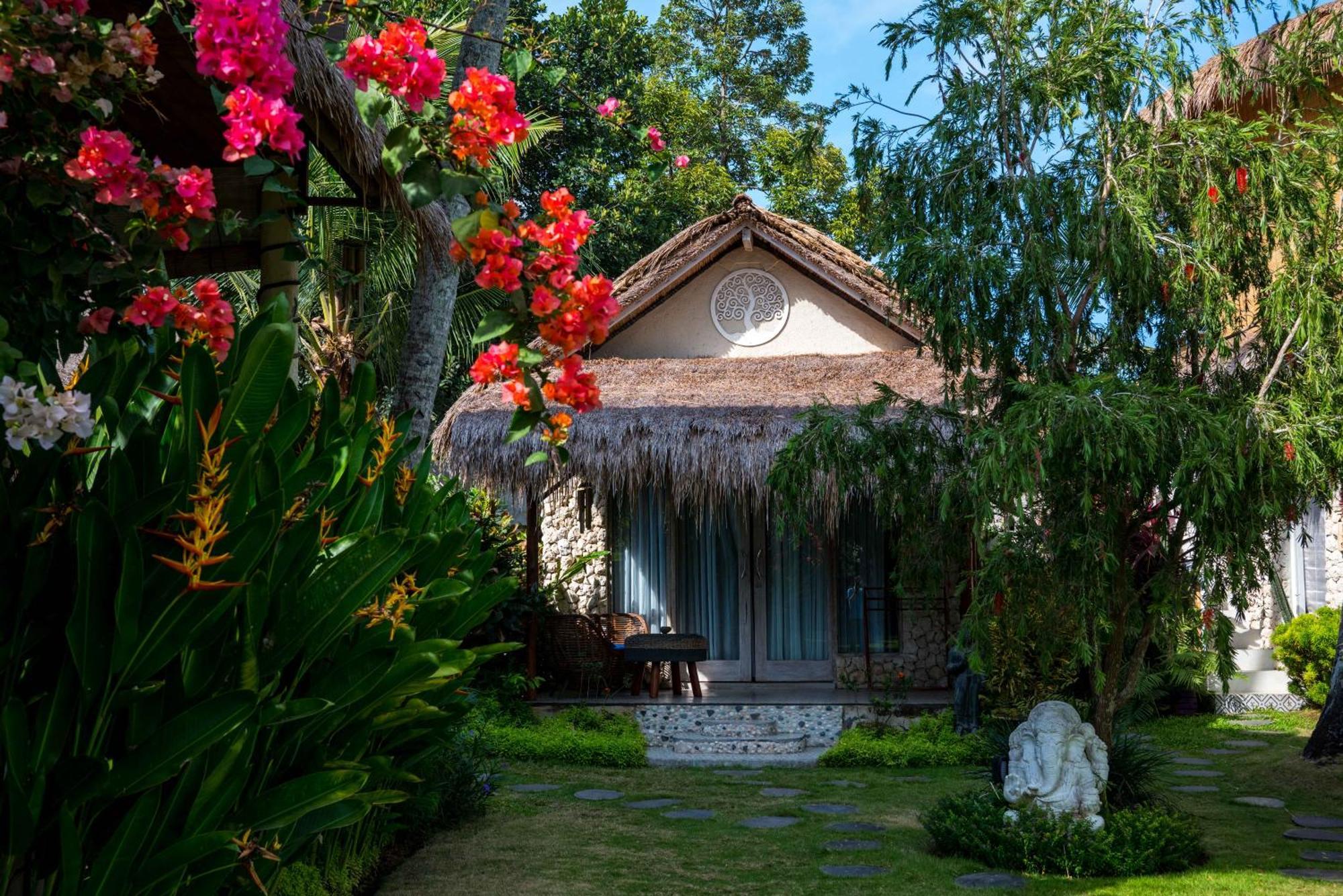 Coco Bali Resort 4*
