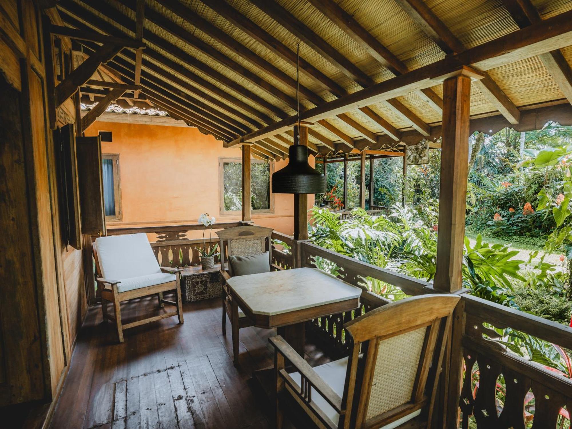 Bed & Breakfast Dewi Tara Haven *