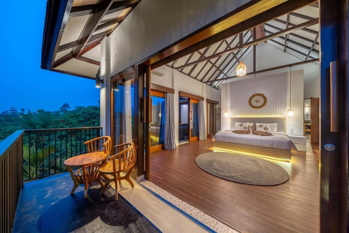 Holiday home 5br In Ungasan, Infinity Pool With Sea View Uluwatu (Bali)