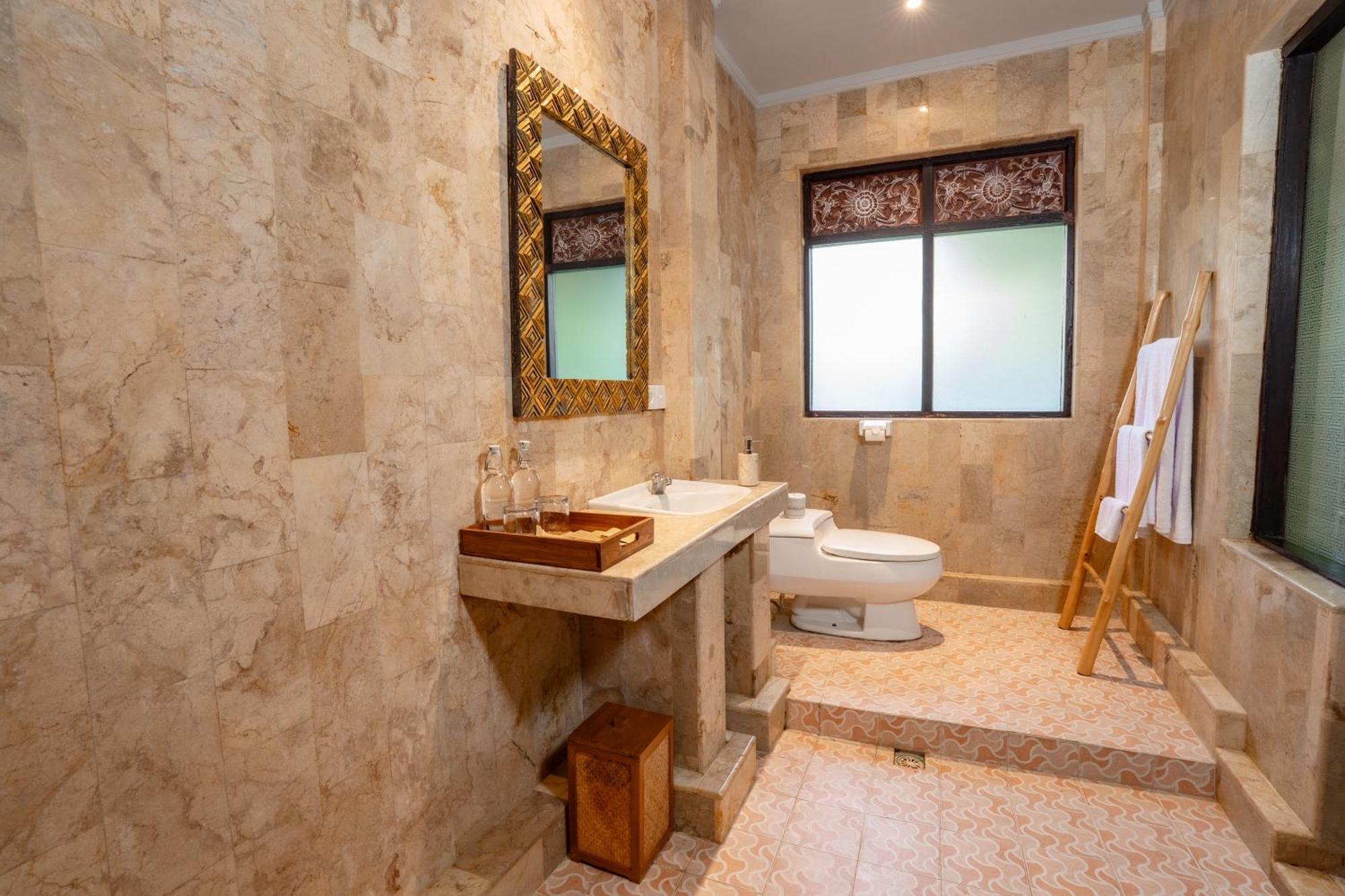 Hotel Mumbul 3*