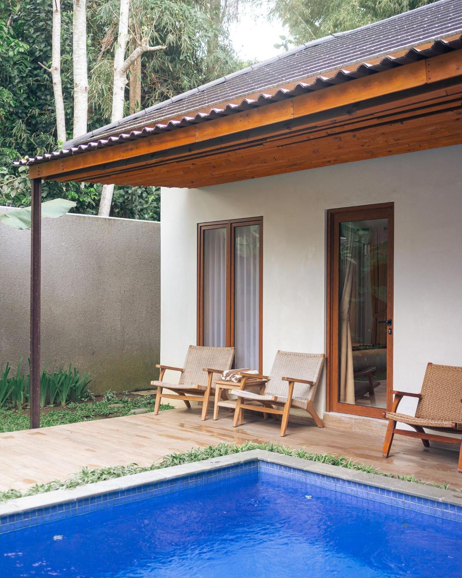 Mahayoga Private Pool And Resto *