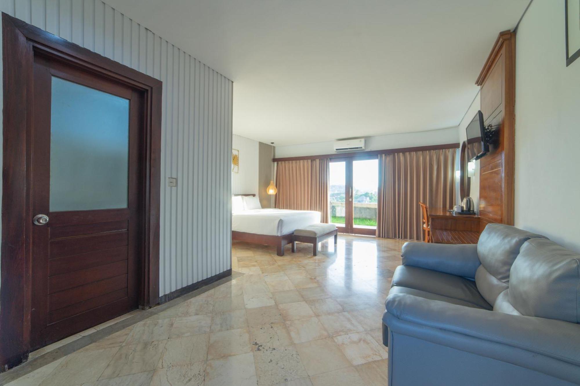 Nirmala Hotel 3*