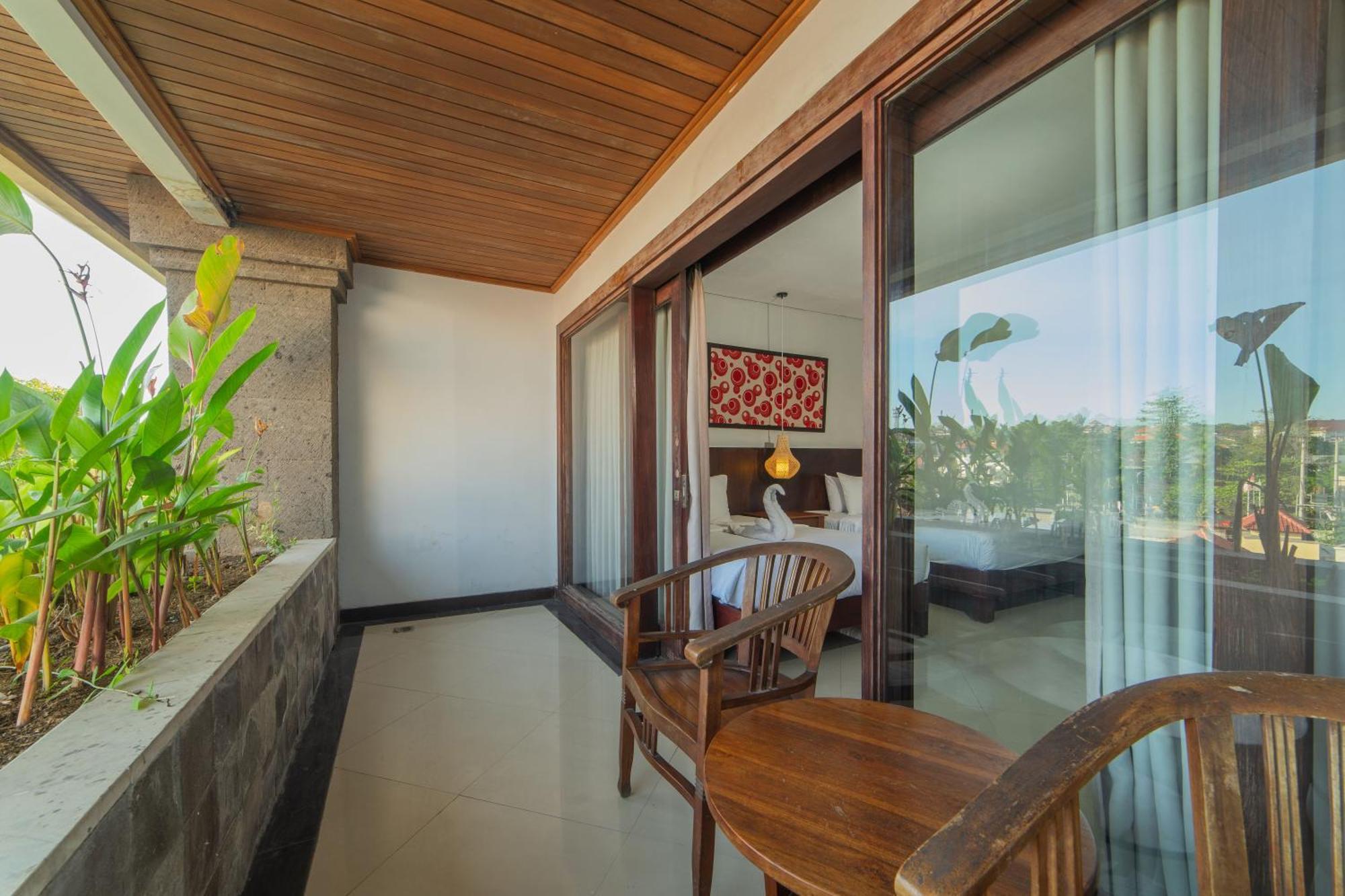 Nirmala Hotel 3*