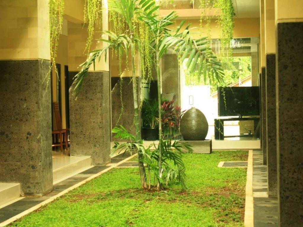 Bali Mega 3*