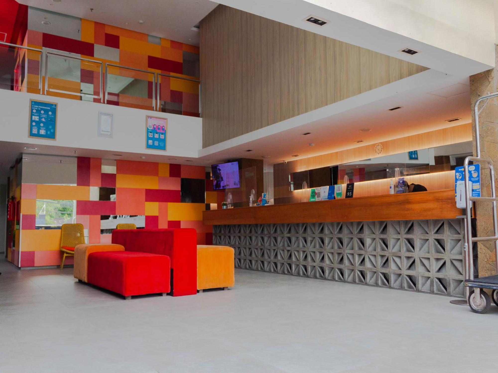 Zuri Express Hotel
