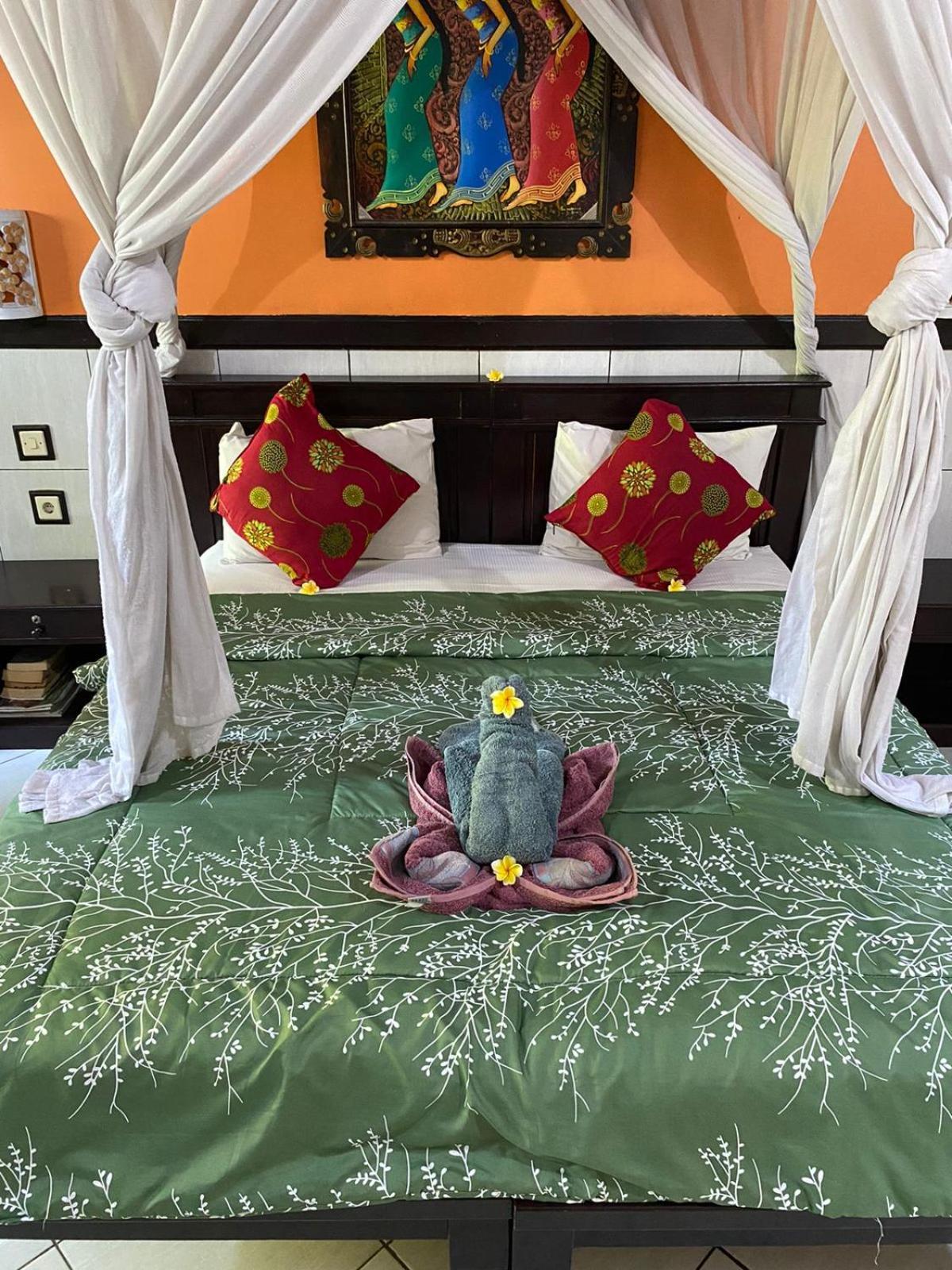 Putu Pemuteran (Bali)