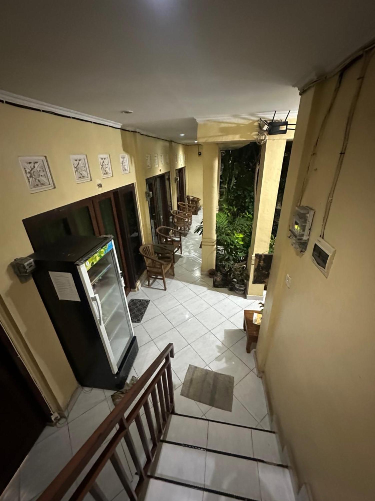 Guest house Sari Buana 2*