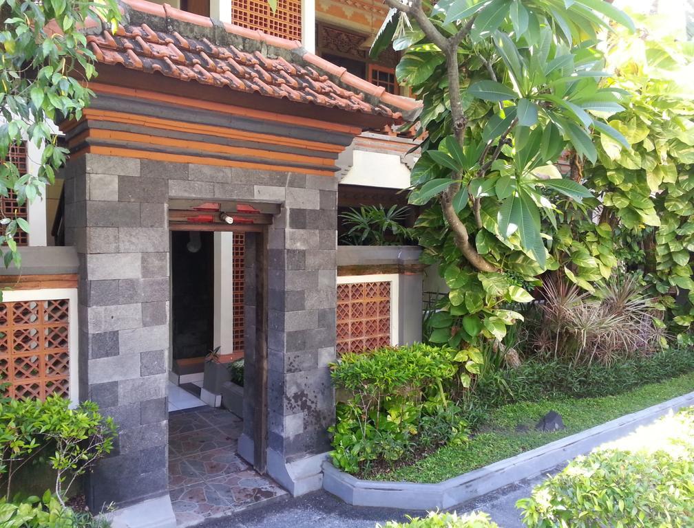 Dewa Bharata 3* Legian (Bali)