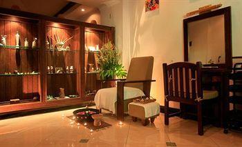 Hotel Super Oyo Townhouse Oak Maxi Legian 3*