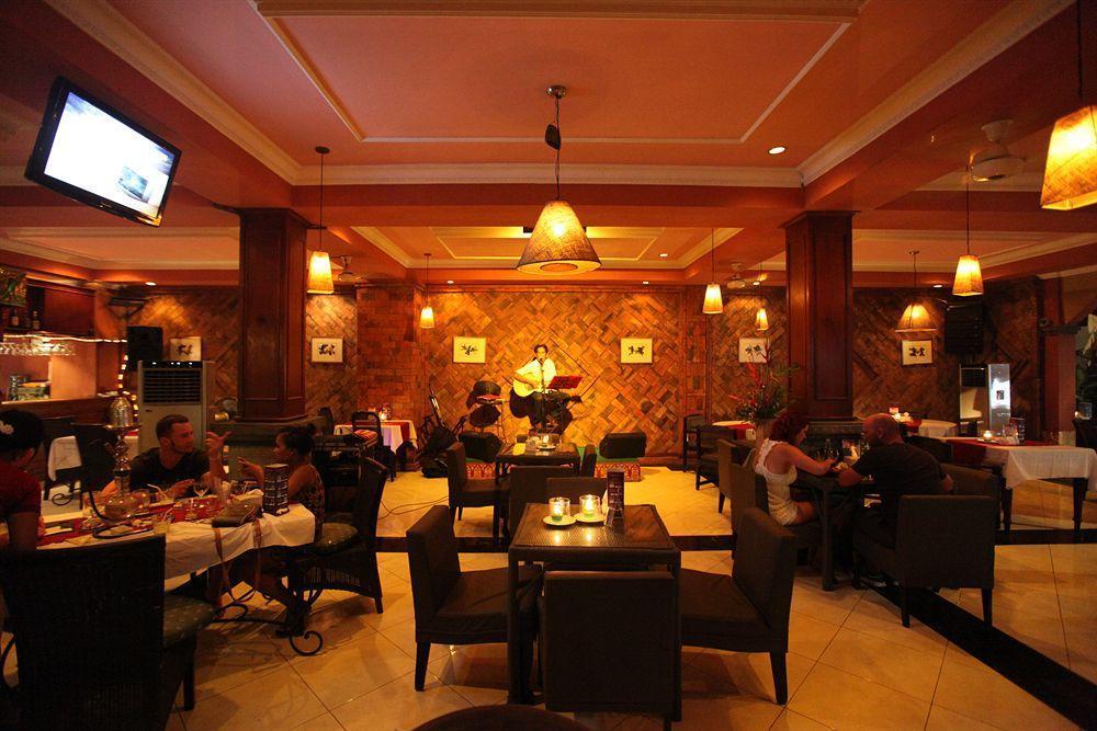 Hotel Super Oyo Townhouse Oak Maxi Legian